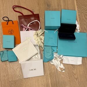 Tiffany & Co. Blue and White Gift Set